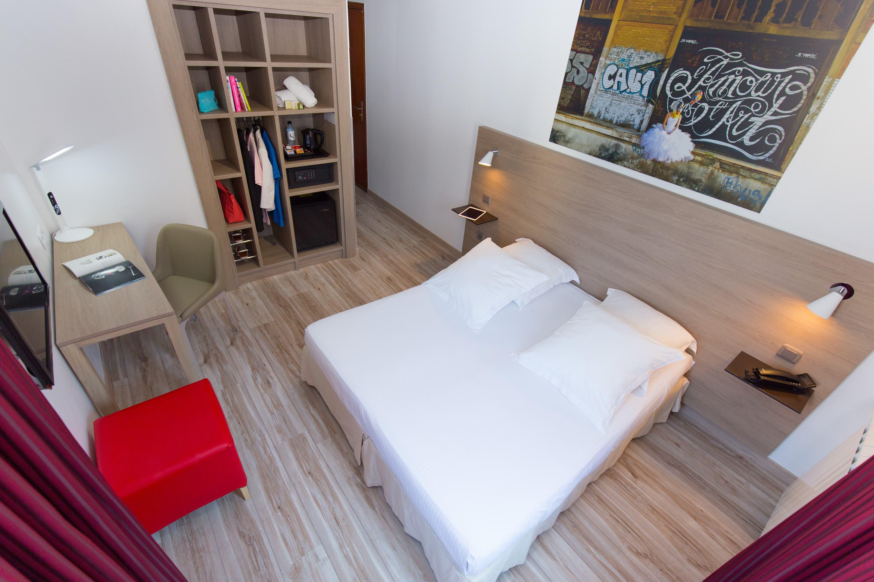 Grand Hotel Dauphine Toulon, Boutique Hotel & Suites Exterior foto